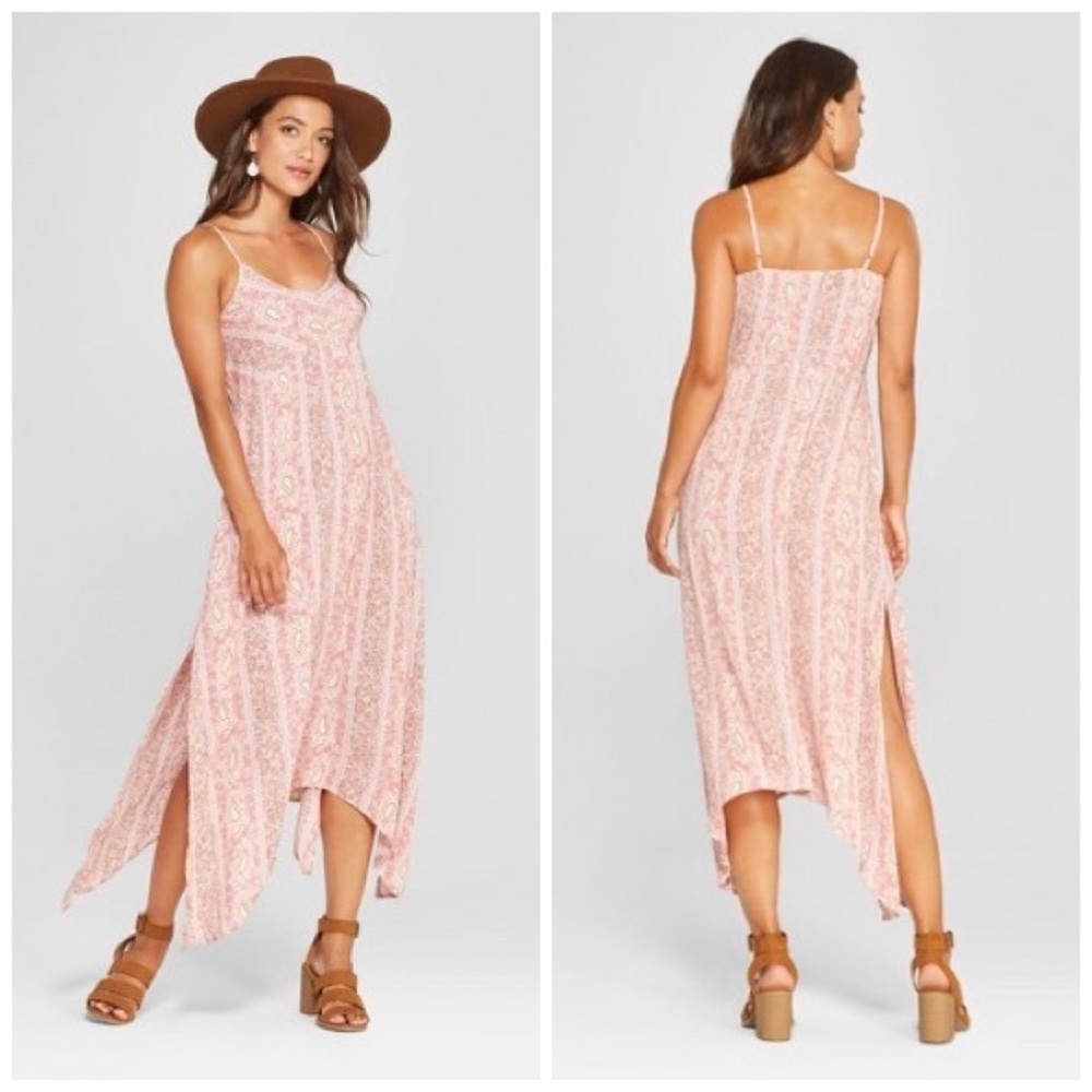 Knox Rose Paisley Handkerchief Maxi Dress